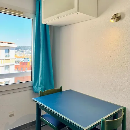 Cosy Nest In Vibrant Nice, 2-4 Guests