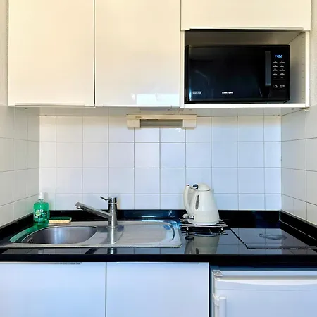 아파트 Cosy Nest In Vibrant Nice, 2-4 Guests *